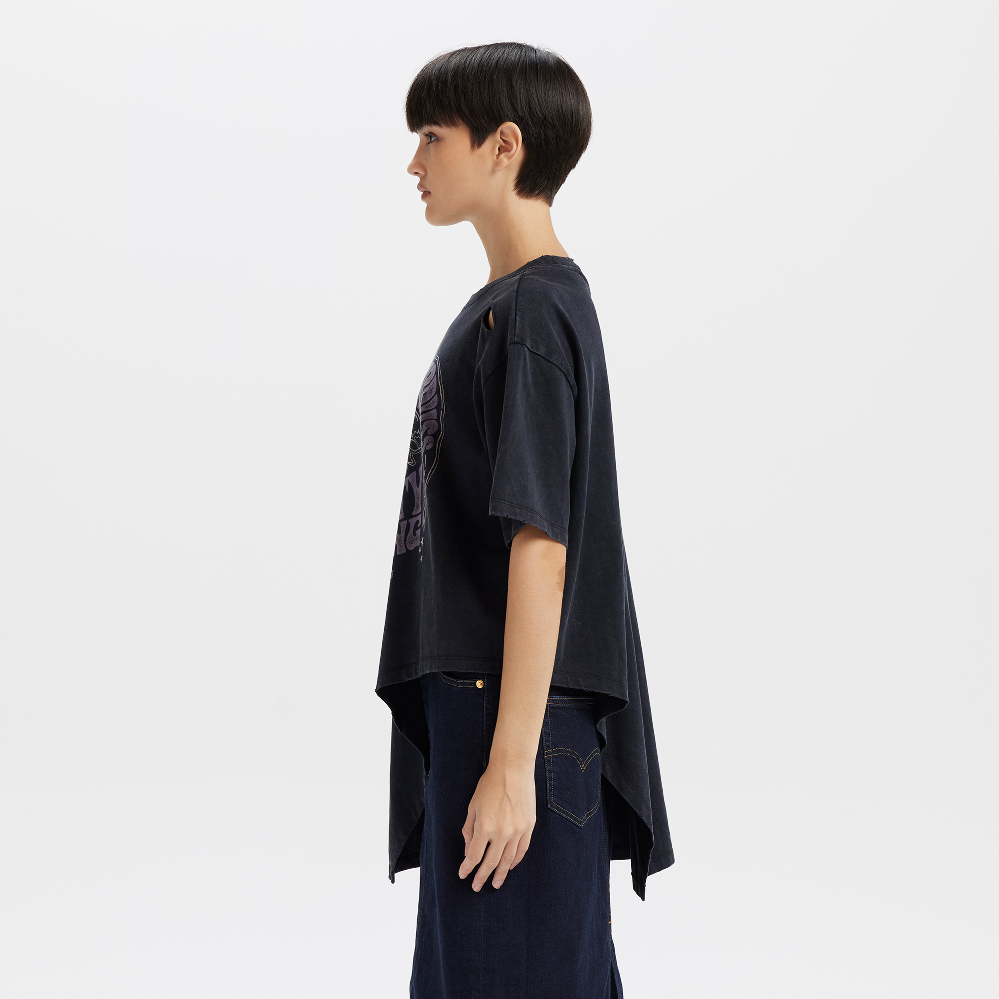 Levi's? Women's Distressed Design Printed Short Sleeve Tee - Image 6