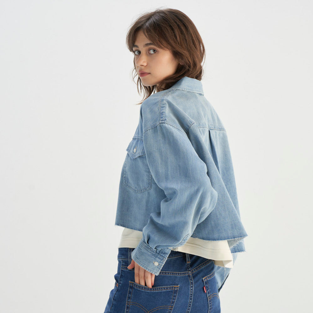 Levi's? Women's Levi's? Fitted Denim Shirt - Image 2