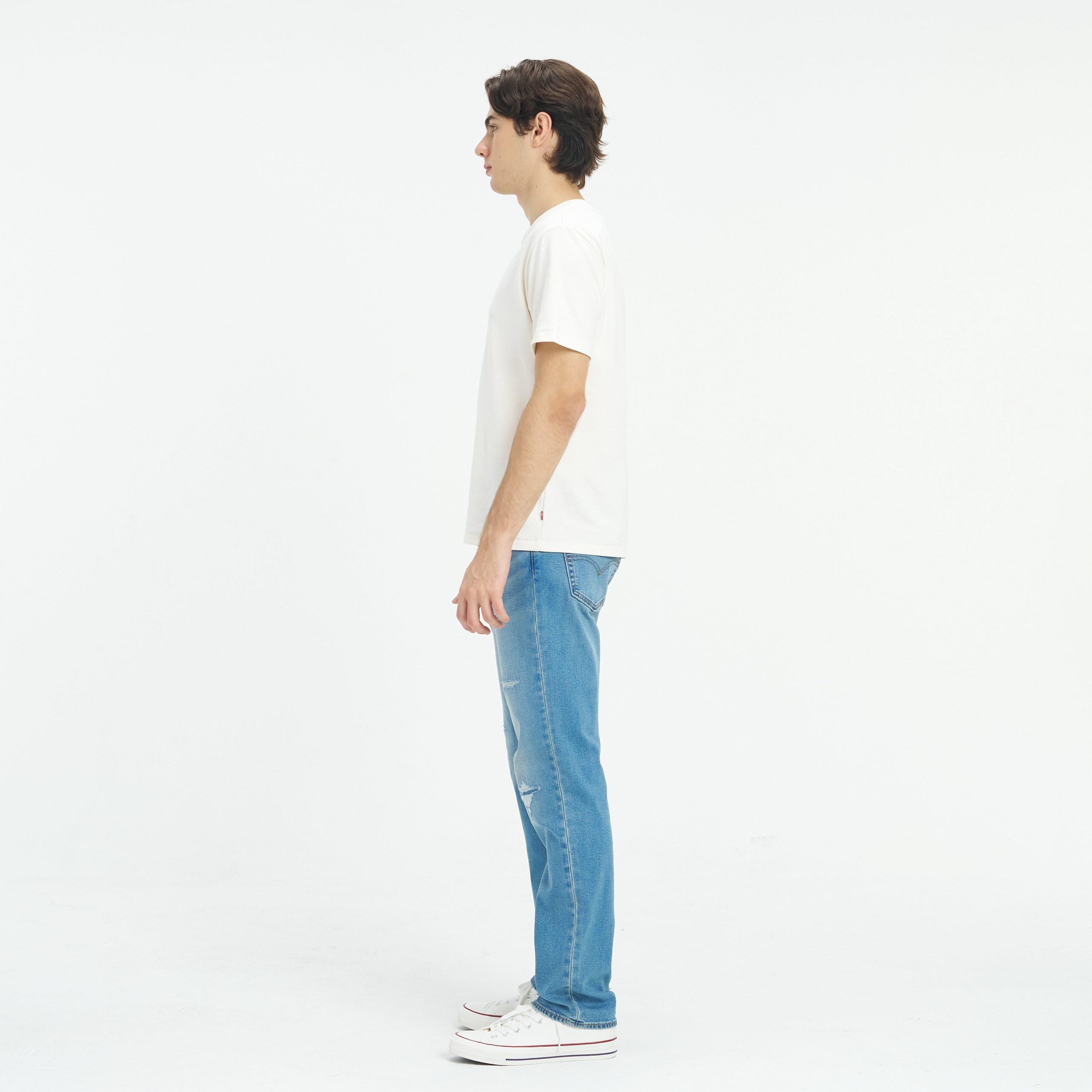 Levi's® Performance Warm 541™ Low Waist Loose Tapered Jeans - Image 2
