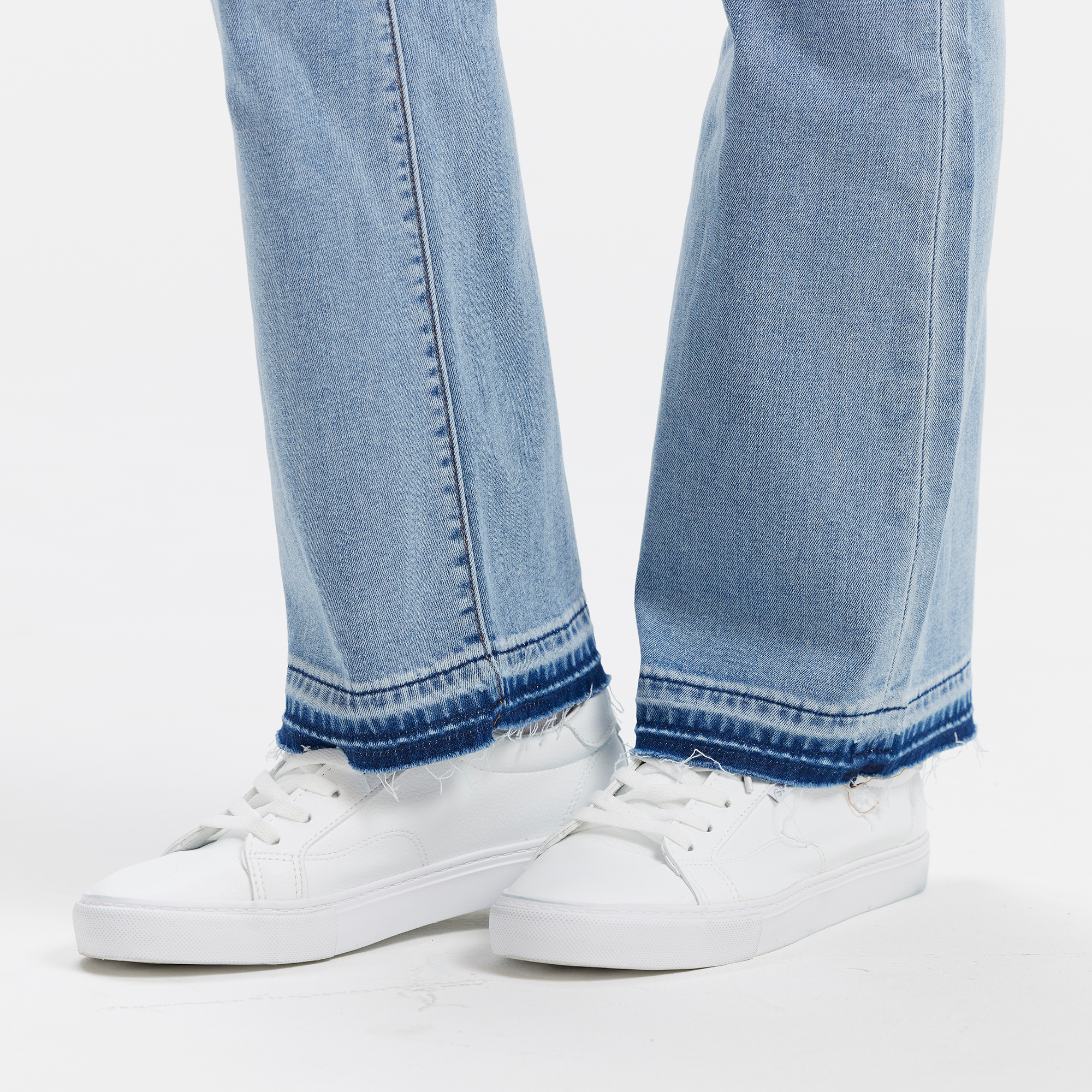 Levi's® Women's 725™ High-Waisted Bootcut Jeans - Image 7