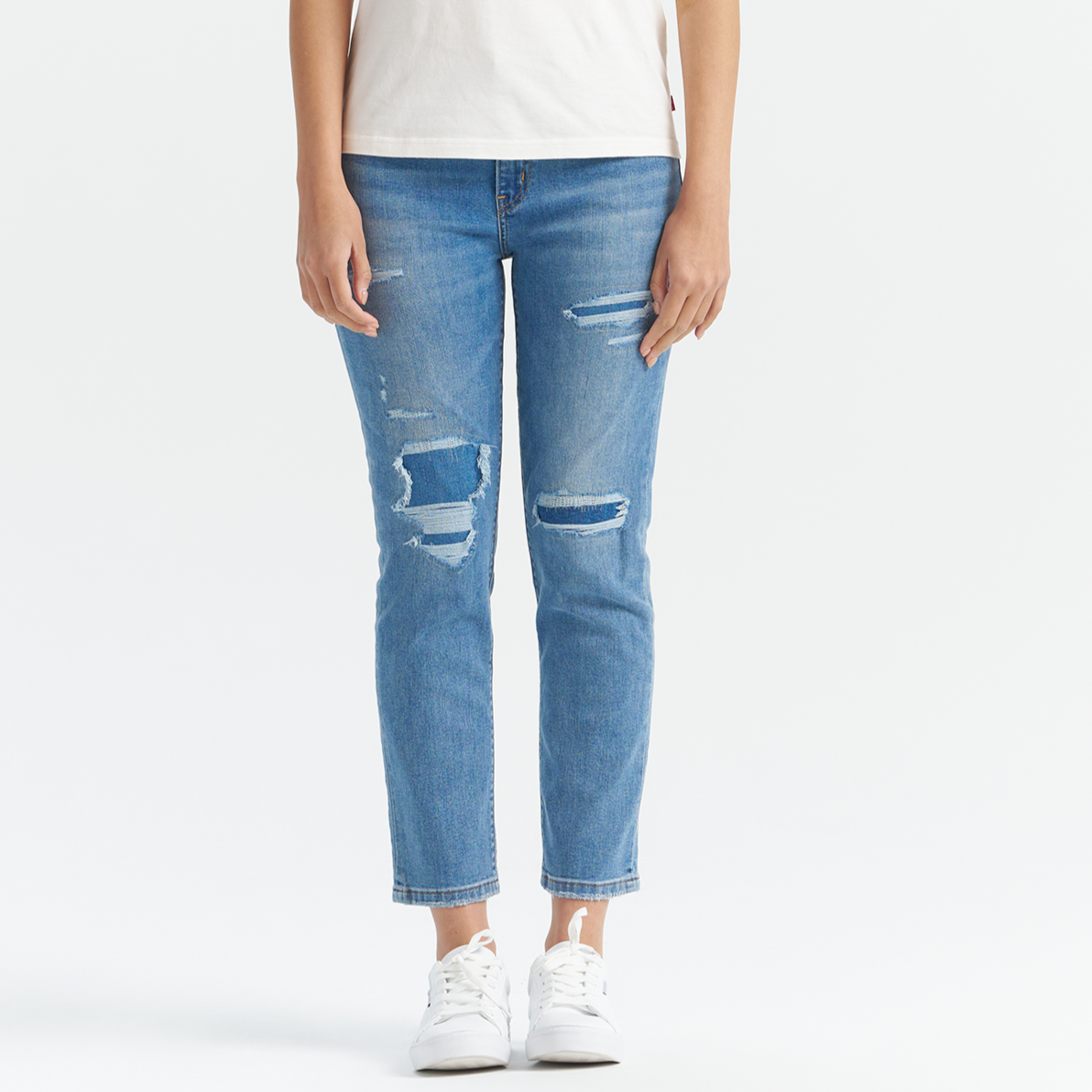 Levi's® Women's Performance Cool High-Waisted Boyfriend Jeans