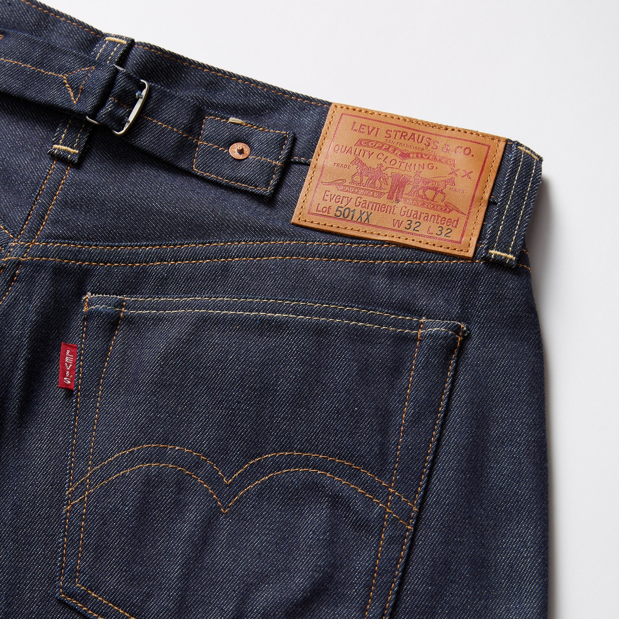 Levi's® Vintage Clothing Men's 1937 501® Original Fit Jeans - Image 9