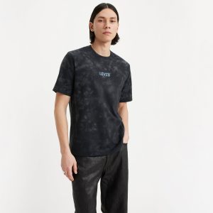 Levi's? Men's Relaxed Short-Sleeve Graphic T-Shirt
