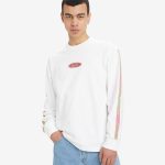 Levi's? Men's Graphic Long-Sleeve Authentic T-Shirt