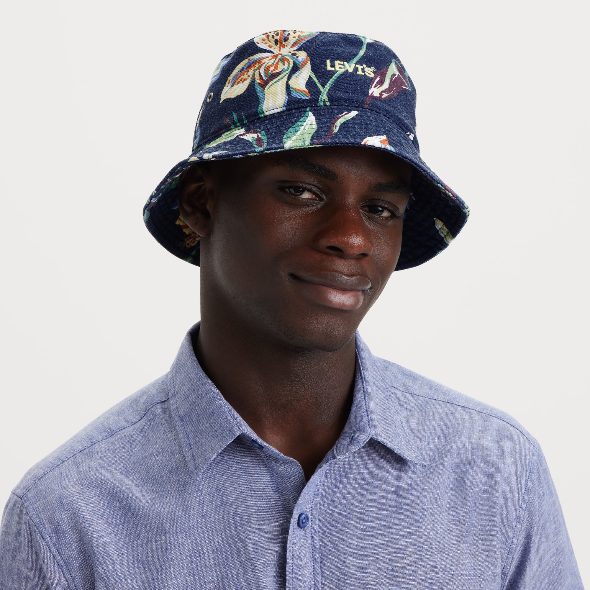 Levi's® Men's Headline Logo Bucket Hat