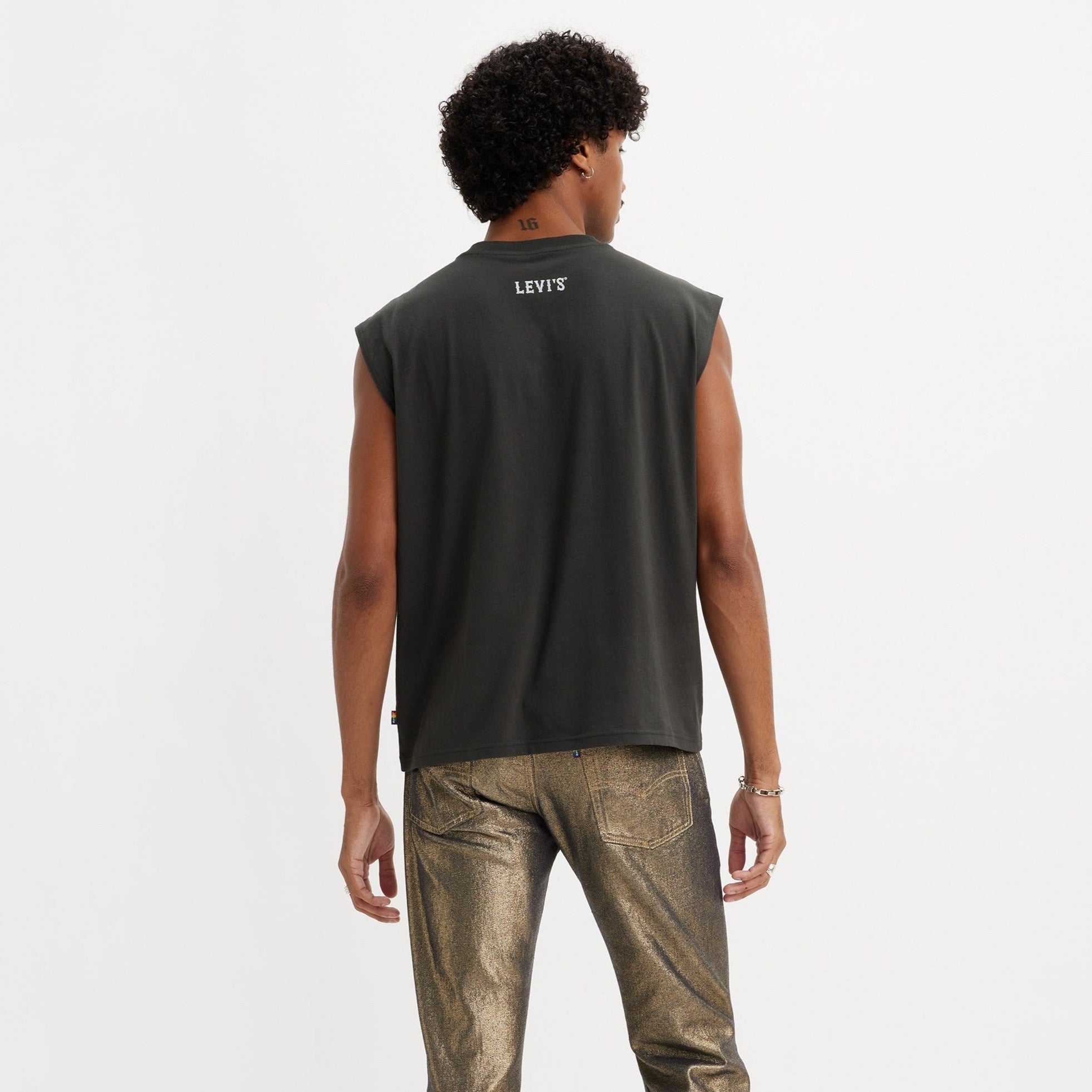 Levi's? Men's Cropped Muscle Tank - Image 2