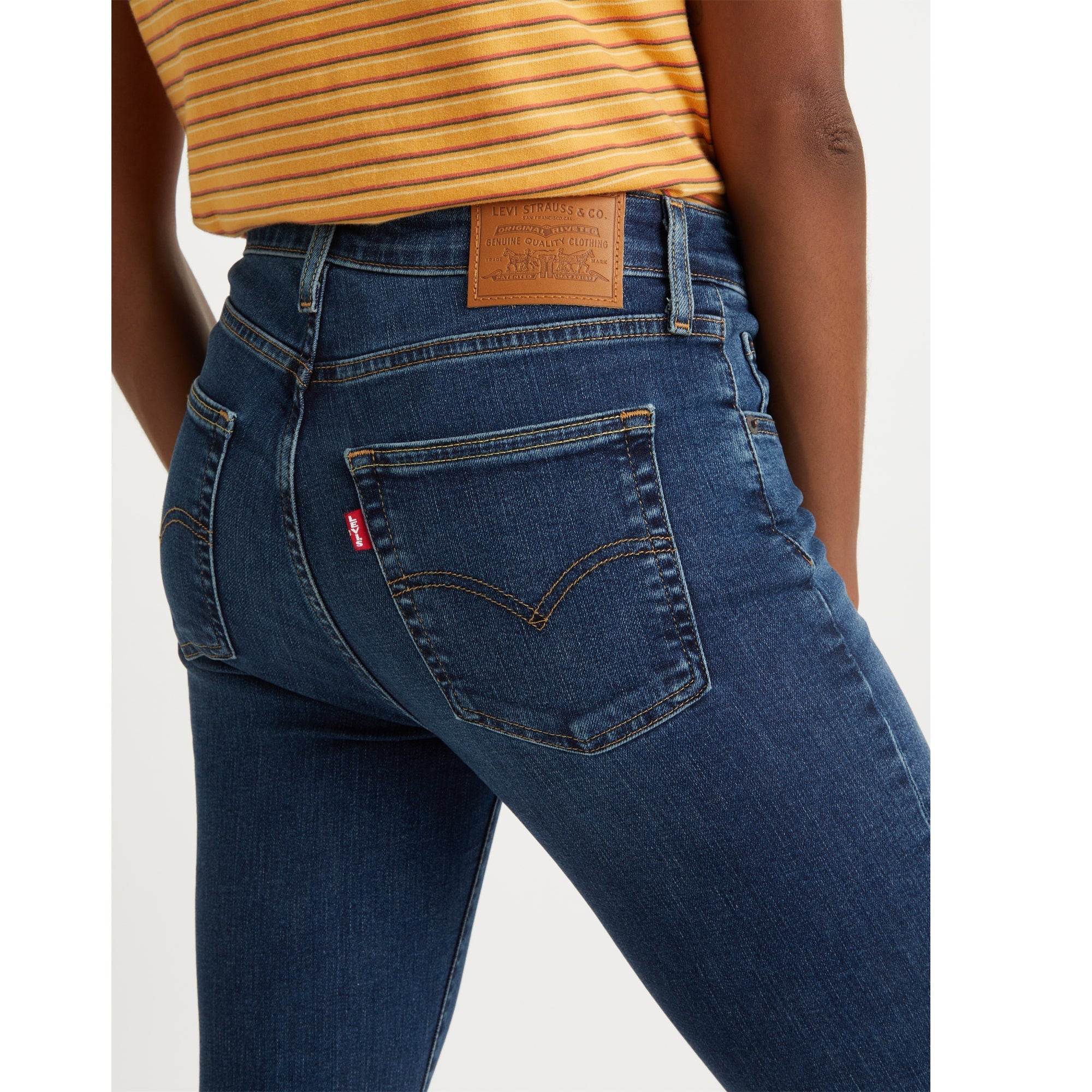 Levi's® Women's 725 High-Rise Bootcut Jeans - Image 6