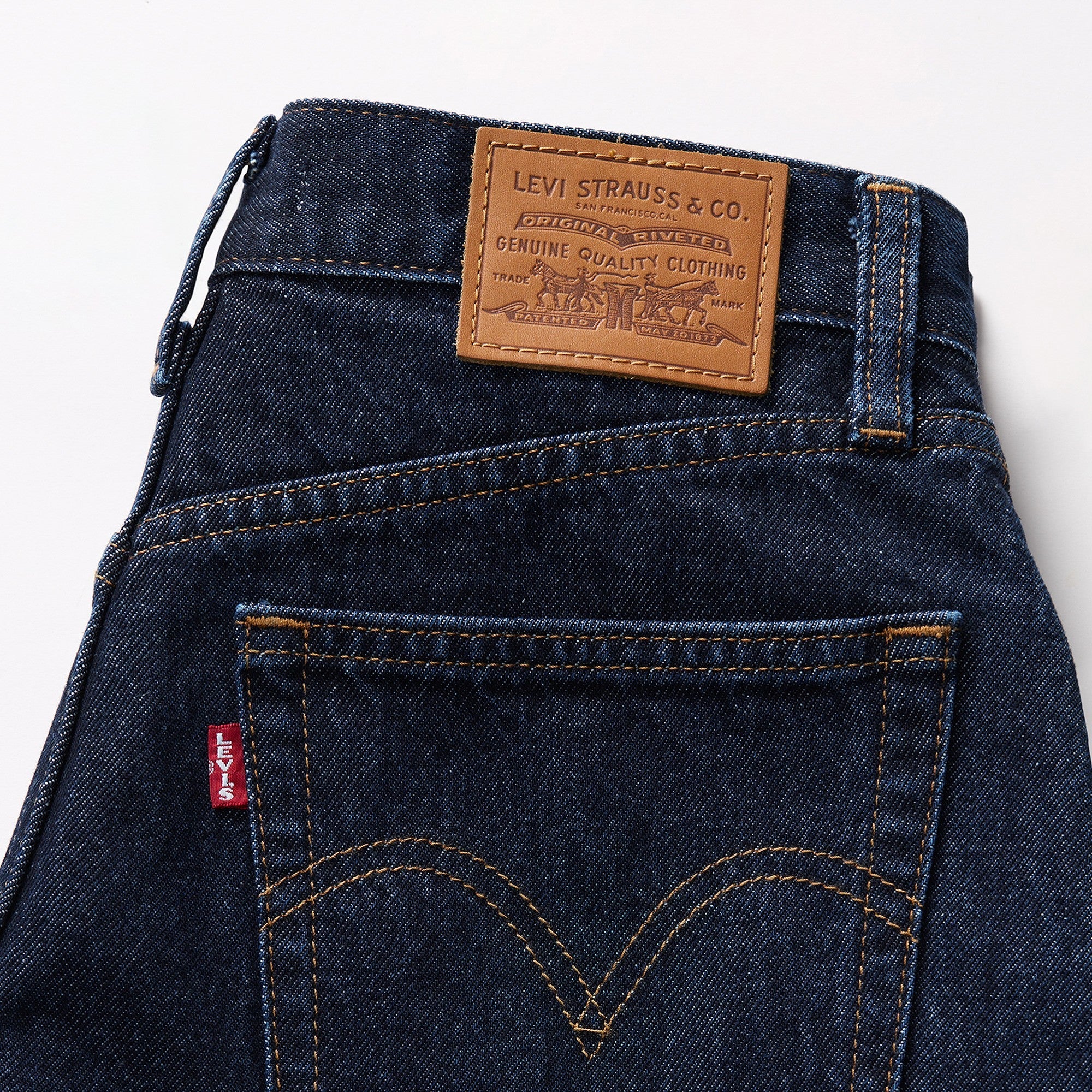 Levi's® Women's High-Rise Baggy Shorts - Image 7