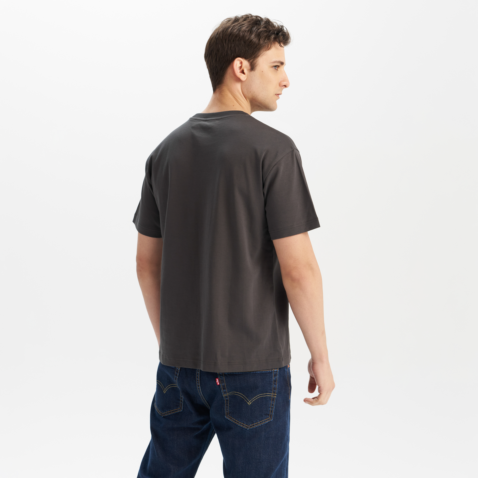 Levi's? Men's Mini Batwing Logo T-Shirt - Image 5