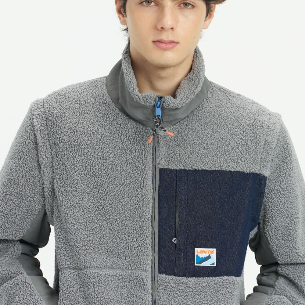 Levi's® Men's lambswool Warm jacket with removable sleeves - Image 4