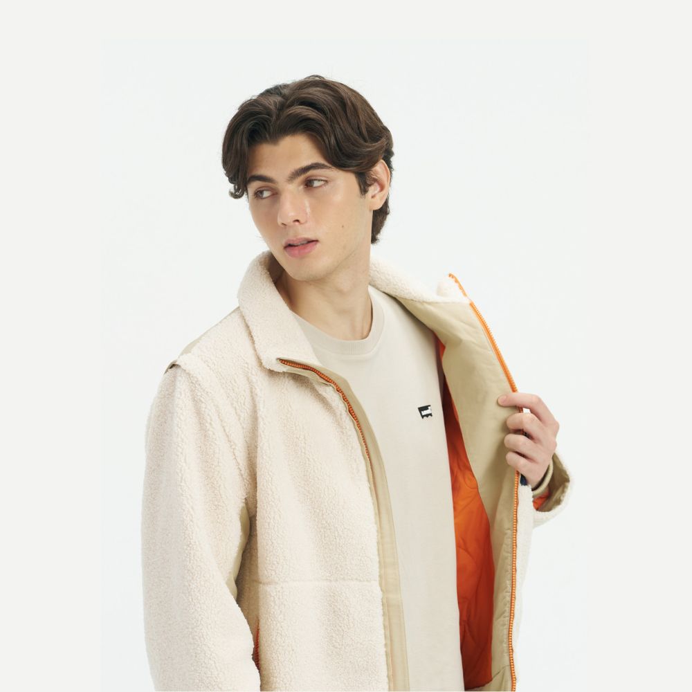 Levi's® Men's lambswool Warm jacket with removable sleeves - Image 3