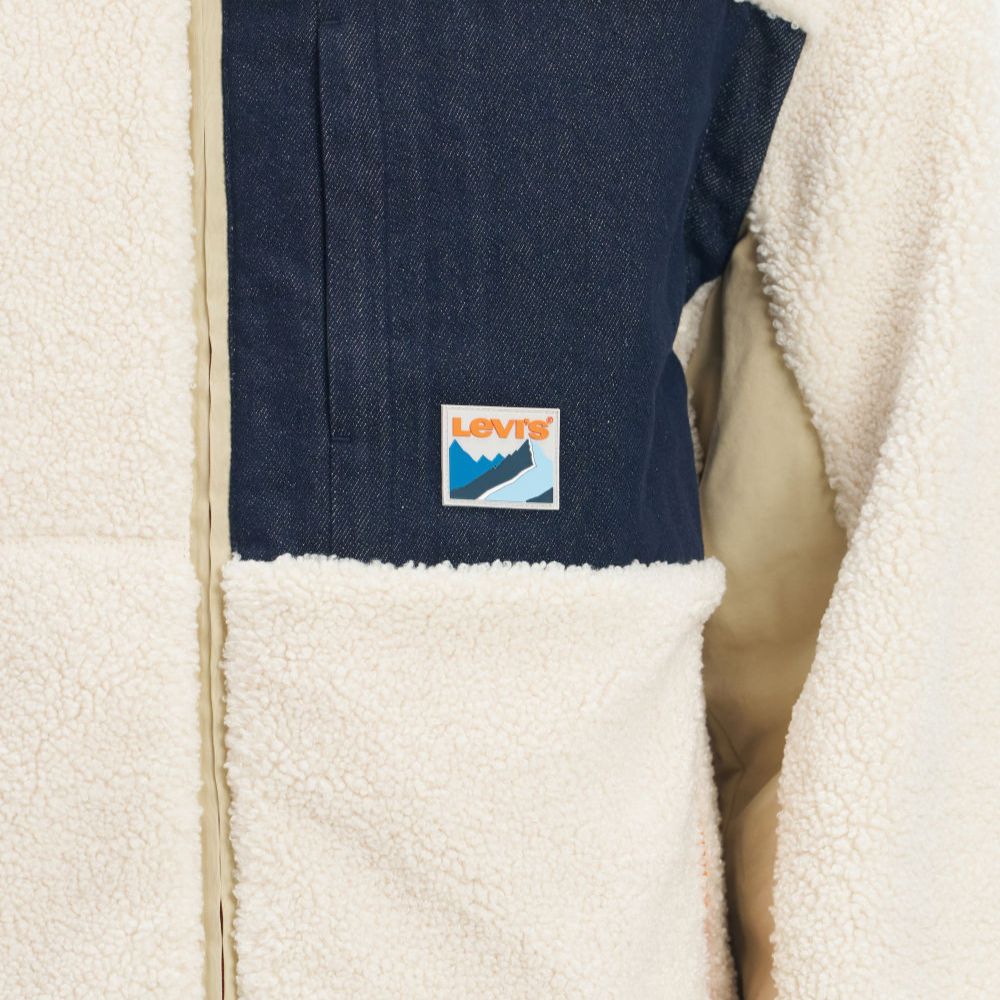 Levi's® Men's lambswool Warm jacket with removable sleeves - Image 5