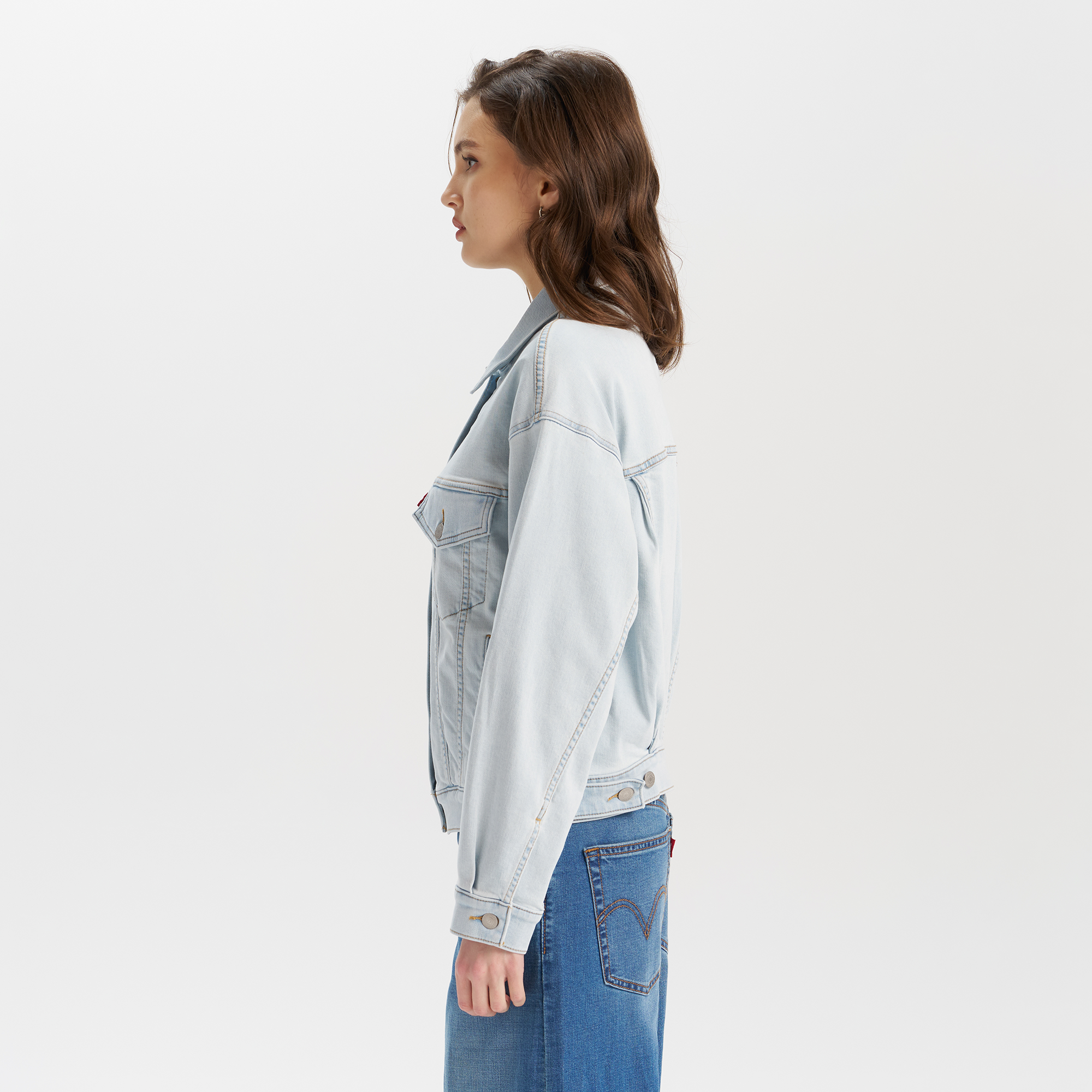 Levi's® Women's TYPE III Performance Cool Denim Jacket - Image 5