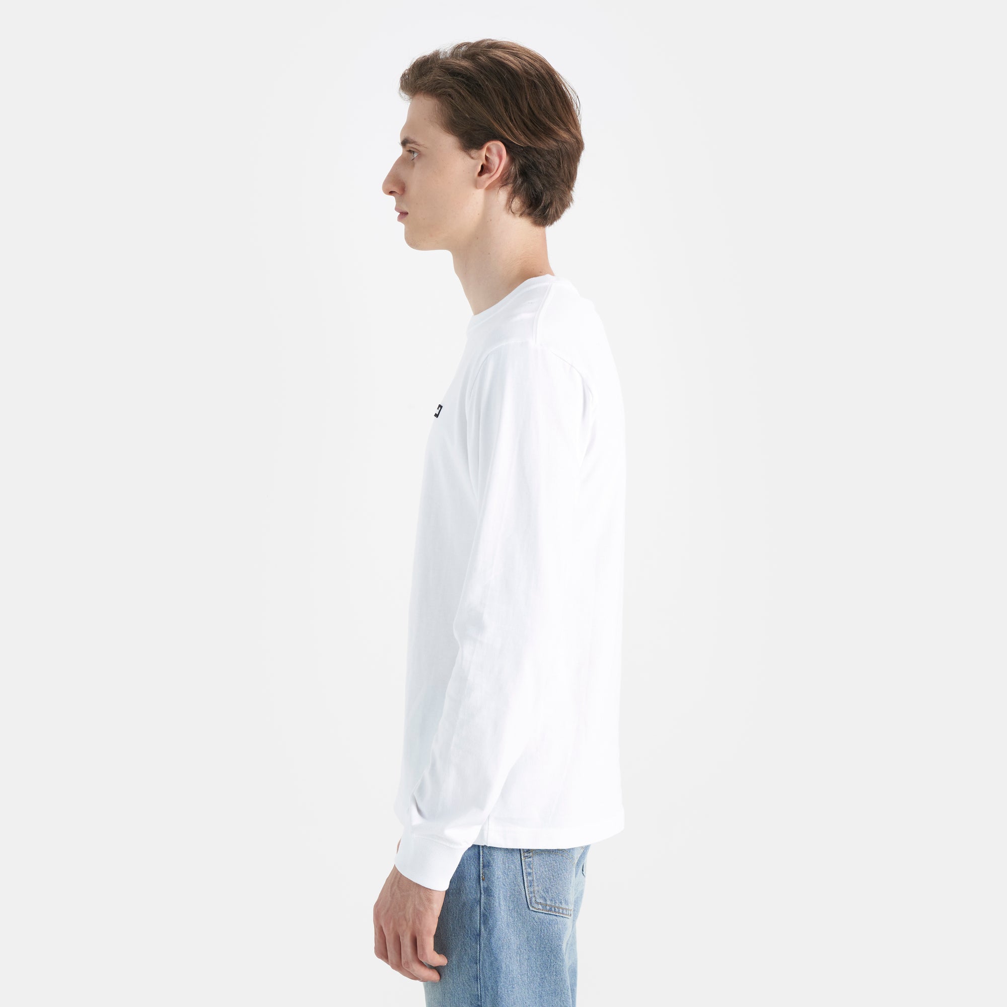 Levi's® Mini Logo Long Sleeve T-shirt | Men's - Image 4