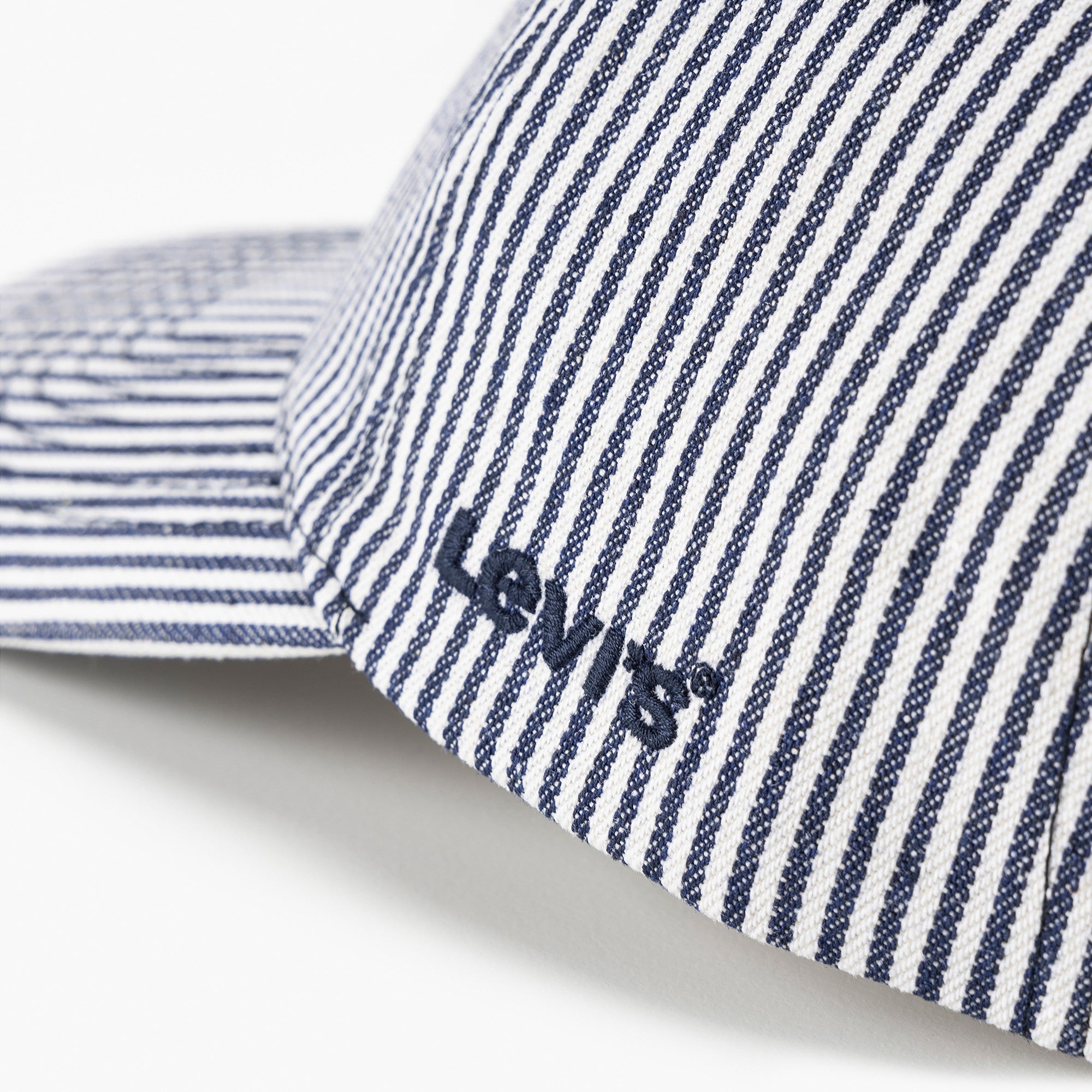 Levi's® Men's Essential Cap - Image 3