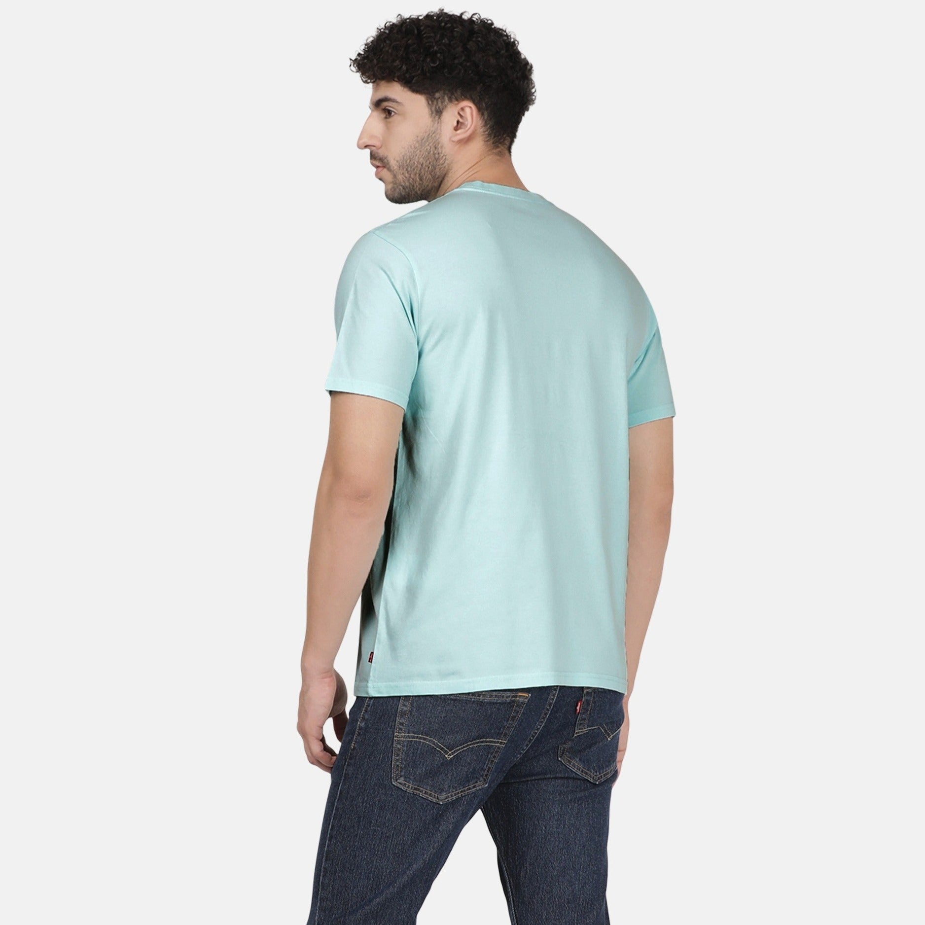 Levi's? Men's Relaxed Fit Short-Sleeve Graphic T-Shirt - Image 2