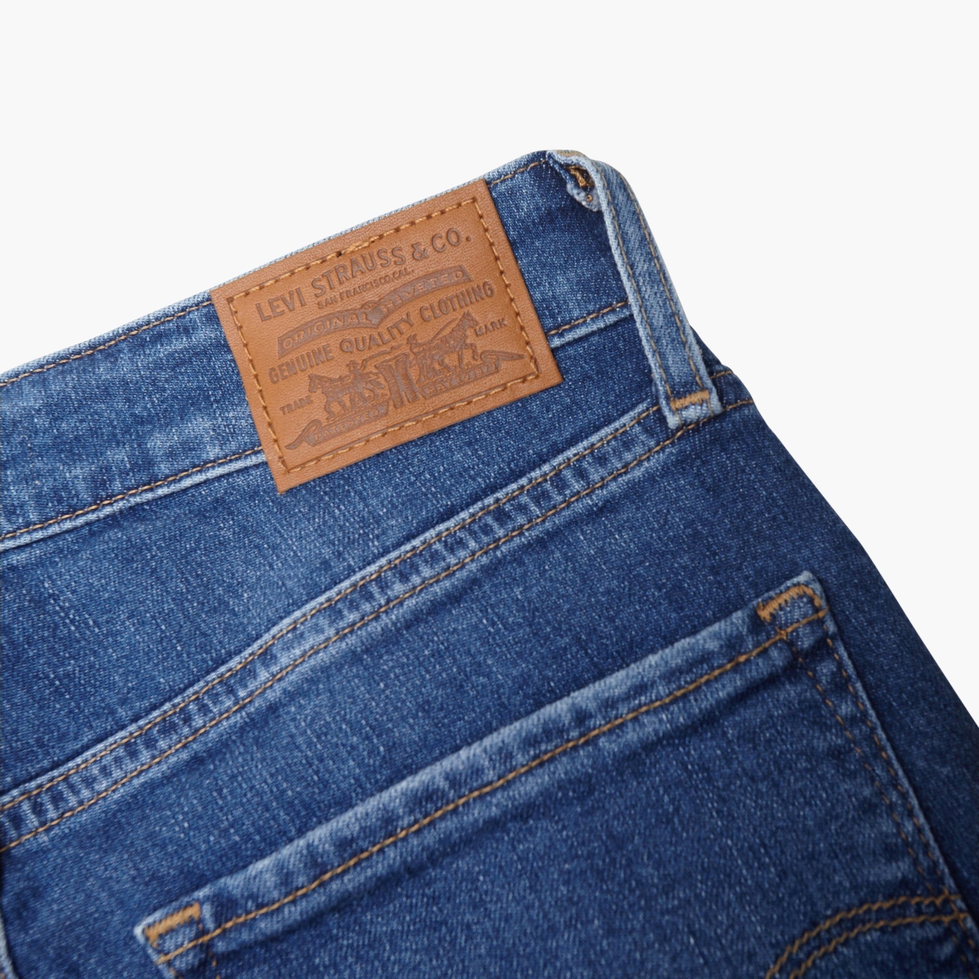 Levi's® Women's 725 High-Rise Bootcut Jeans - Image 9