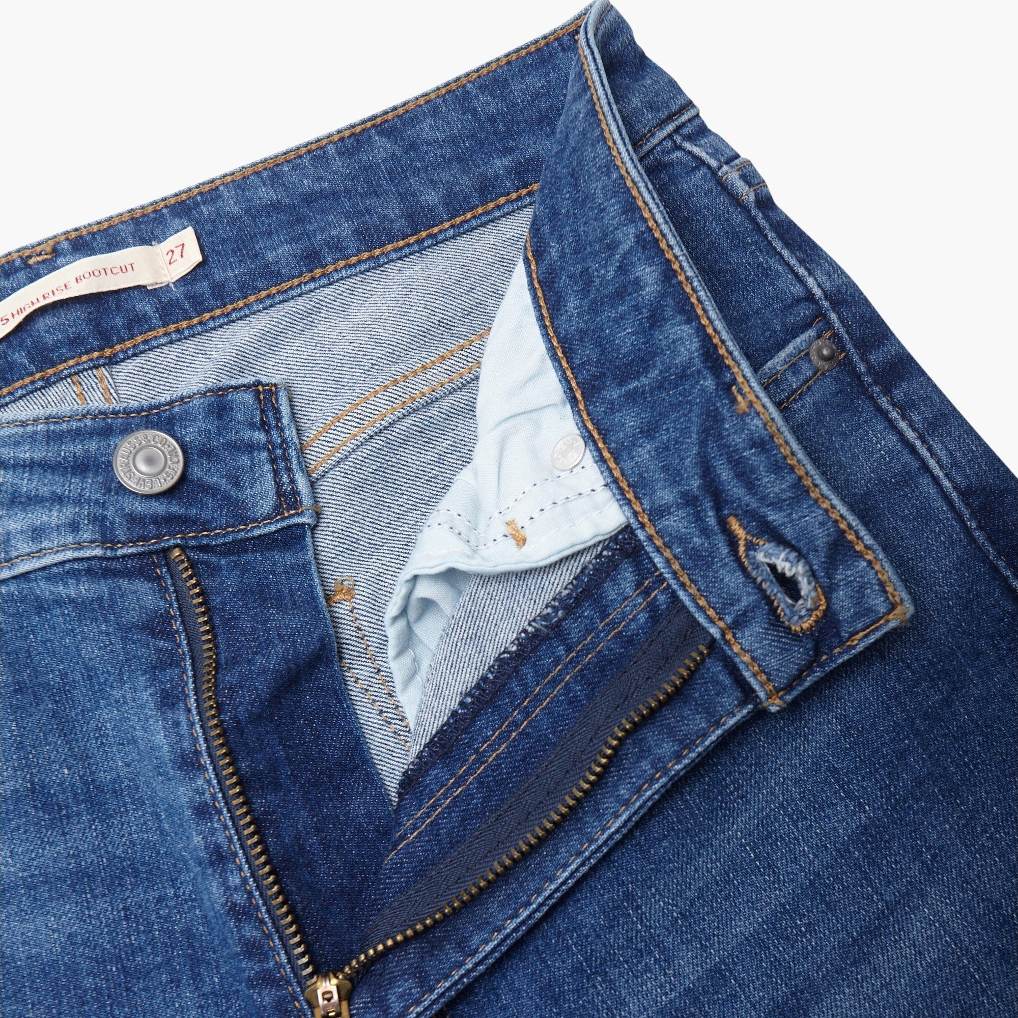 Levi's® Women's 725 High-Rise Bootcut Jeans - Image 7